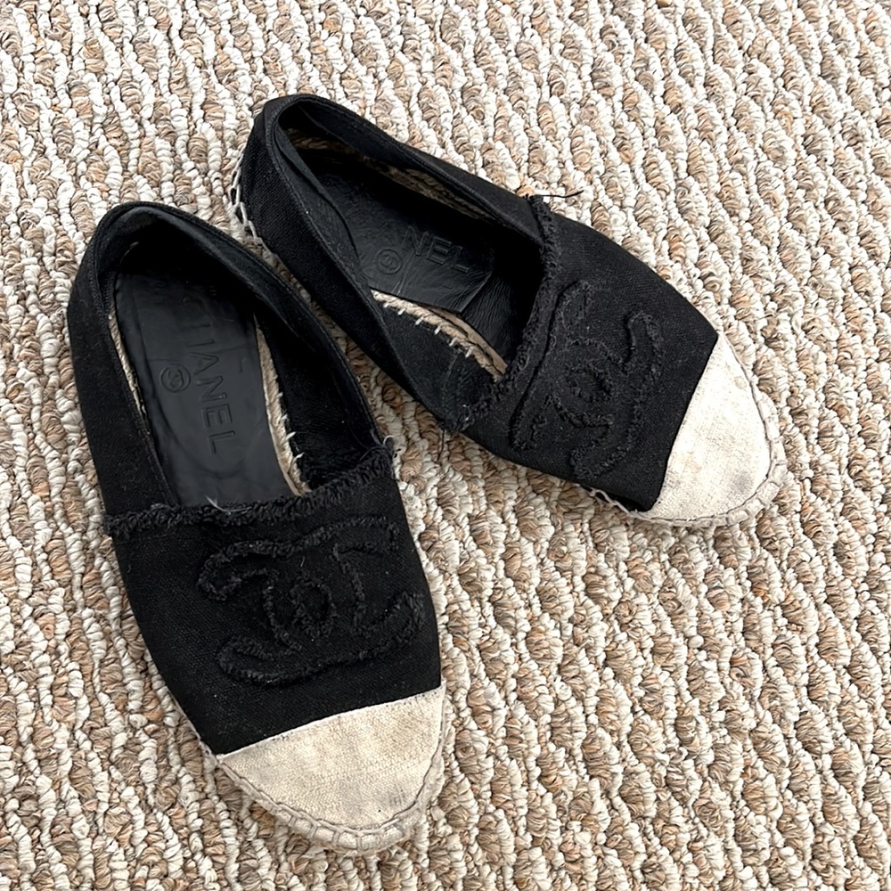 Chanel espadrille flats